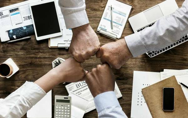 how-to-find-the-right-ria-custodian-for-your-finance-business-643d8a49daf18.jpg