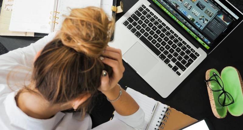 How To Stay Organized at Workplace