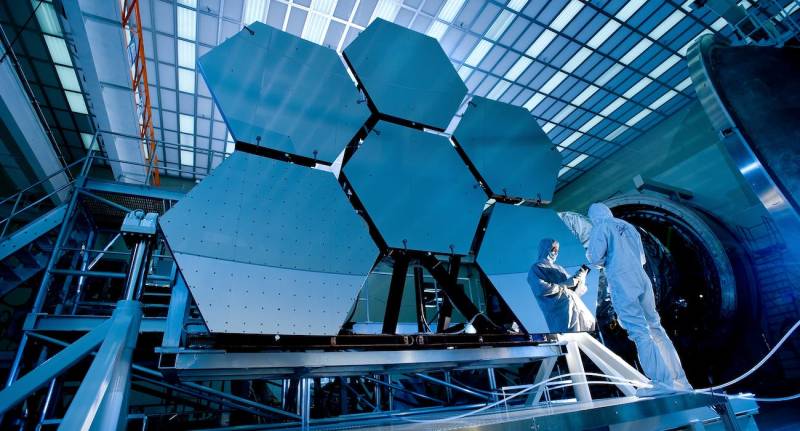 Navigating the Tech Terrain: Top Technology Stocks for Savvy Investors