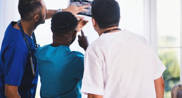 Tips & Tricks for Recruiting Talented Medical Professionals