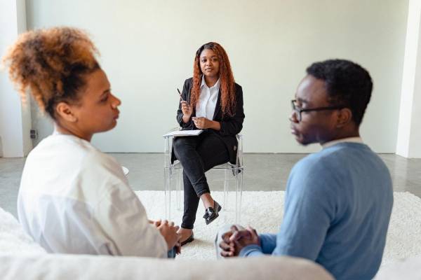 what-to-ask-your-therapist-during-couples-counseling-63ac961fbb71a.jpg